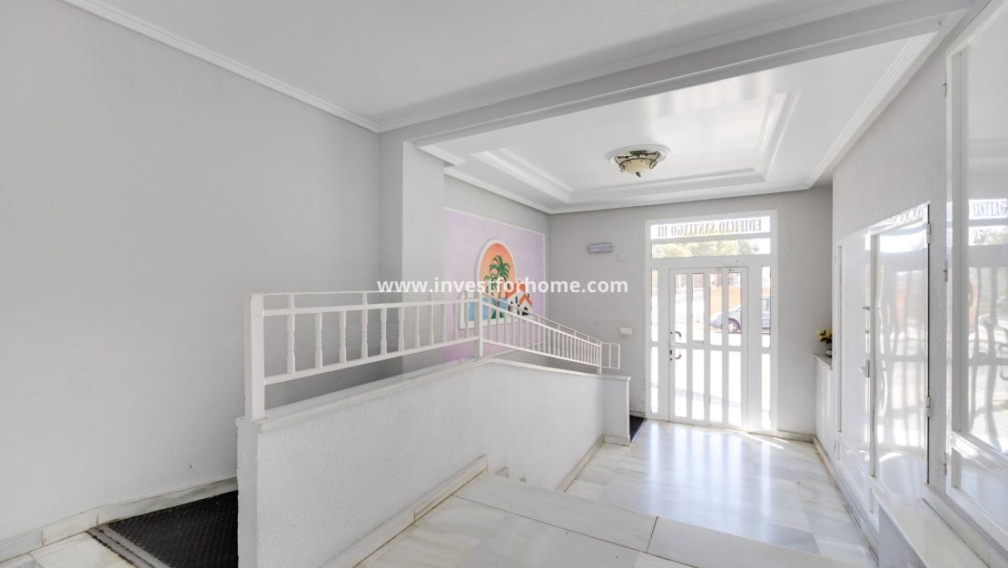 Verkoop - Appartement - Guardamar del Segura - Pueblo