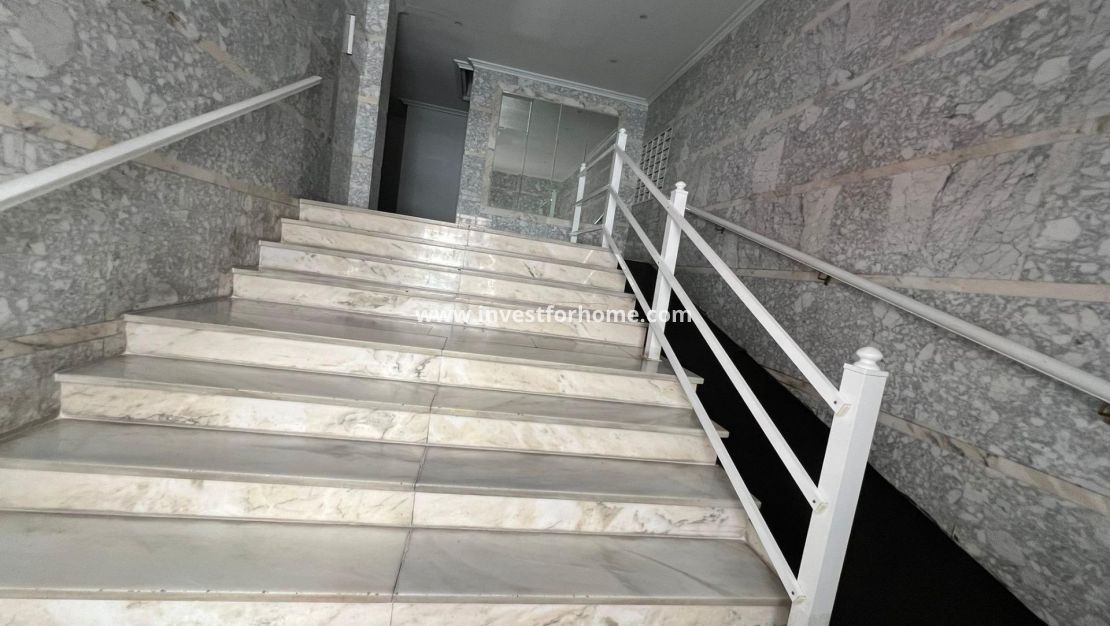 Verkoop - Appartement - Guardamar del Segura - Pueblo