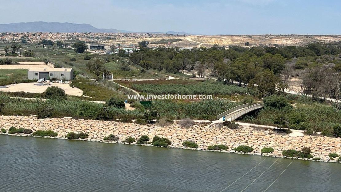 Verkoop - Appartement - Guardamar del Segura - Puerto Deportivo