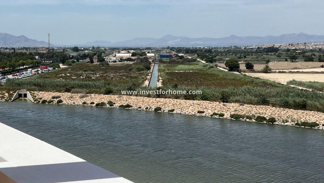 Verkoop - Appartement - Guardamar del Segura - Puerto Deportivo