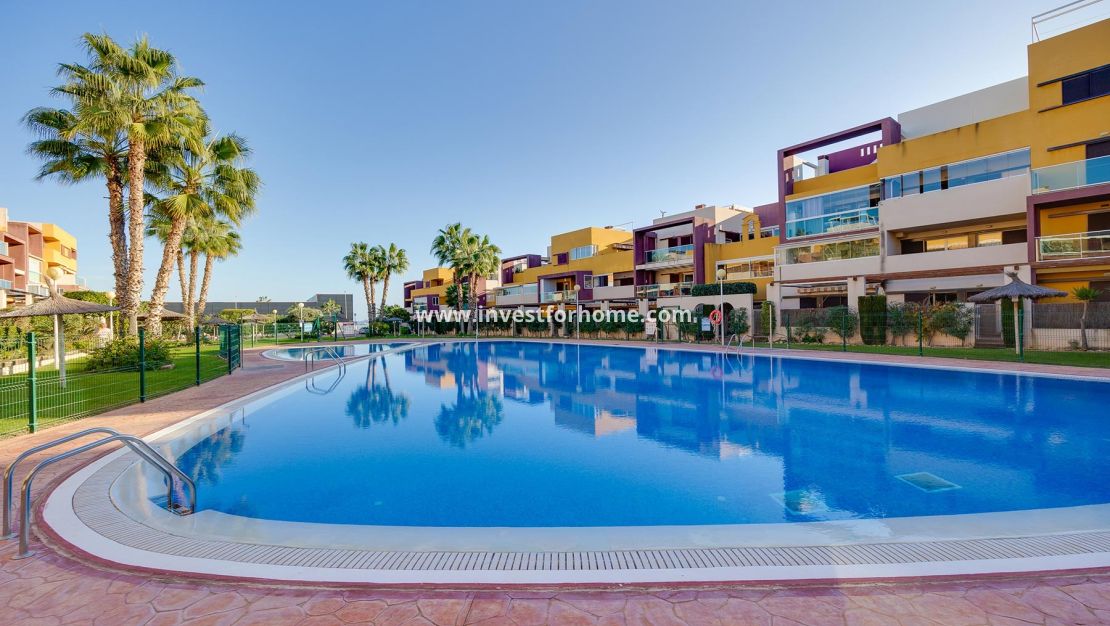 Verkoop - Appartement - Orihuela Costa - Costa Blanca