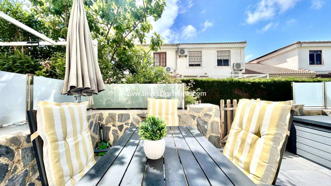 Verkoop - Appartement - Orihuela Costa - Costa Blanca