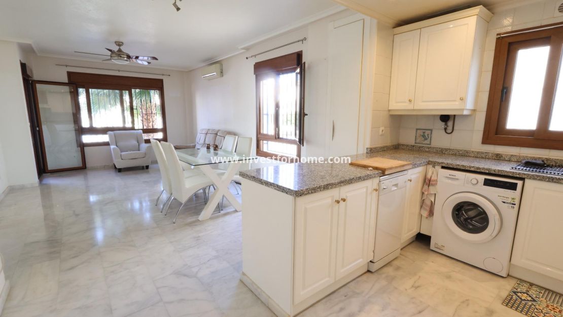 Verkoop - Appartement - Orihuela Costa - Costa Blanca