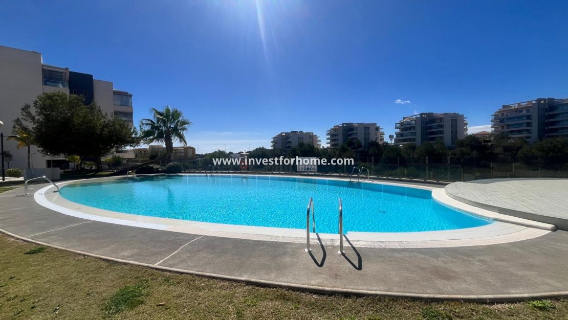 Verkoop - Appartement - Orihuela Costa - Inland