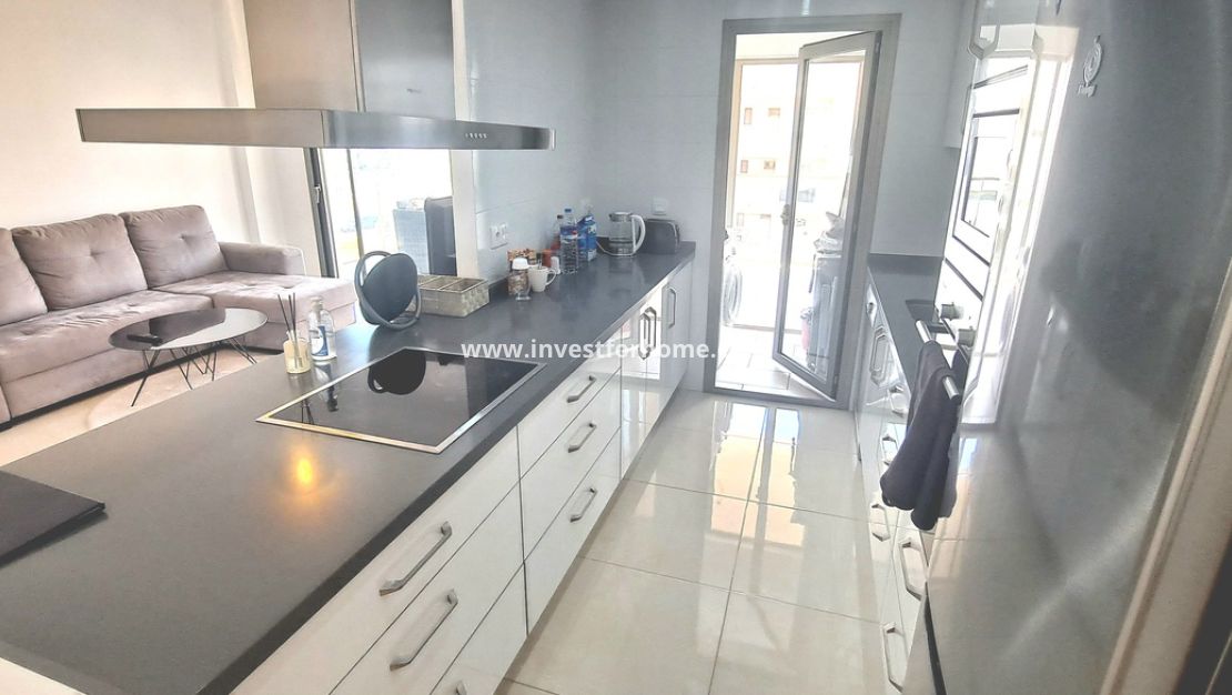 Verkoop - Appartement - Orihuela Costa - Inland