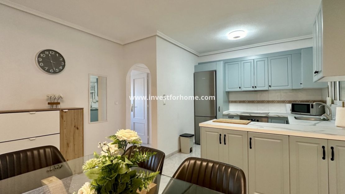 Verkoop - Appartement - Orihuela Costa - Inland