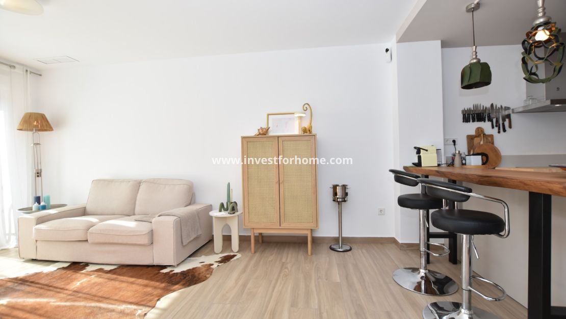 Verkoop - Appartement - Orihuela Costa - Inland