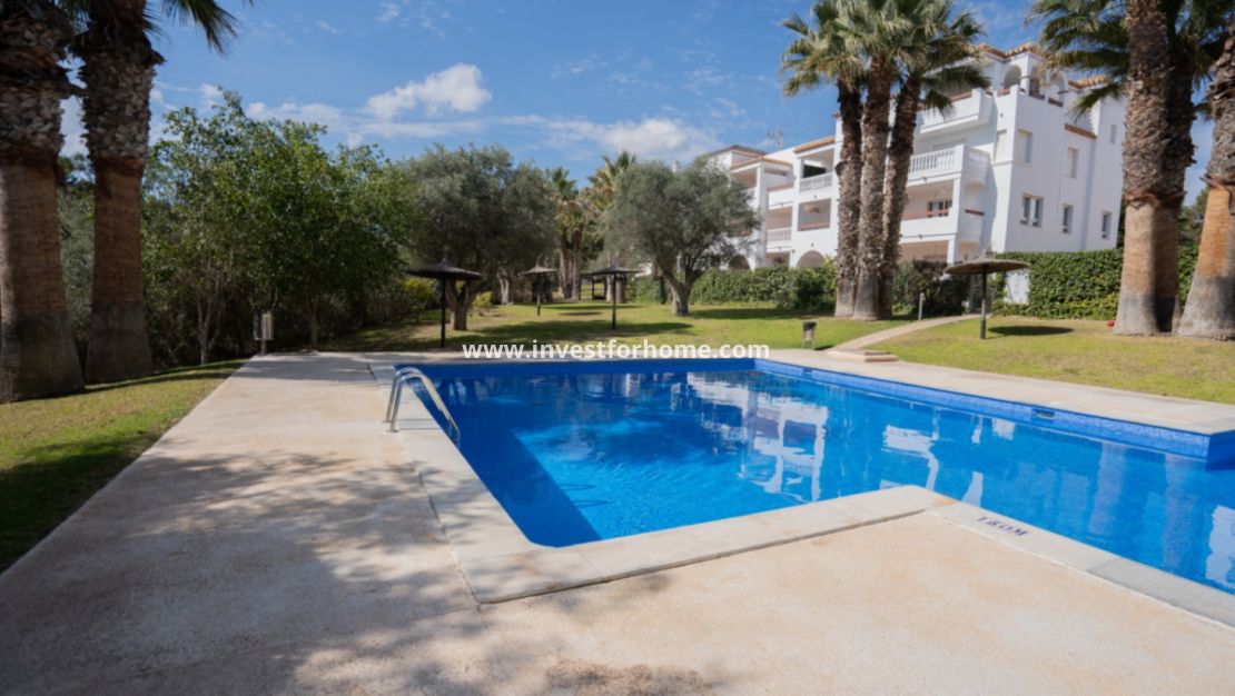 Verkoop - Appartement - Orihuela Costa - Inland