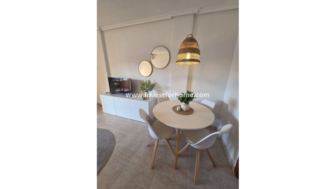 Verkoop - Appartement - Orihuela Costa - Inland