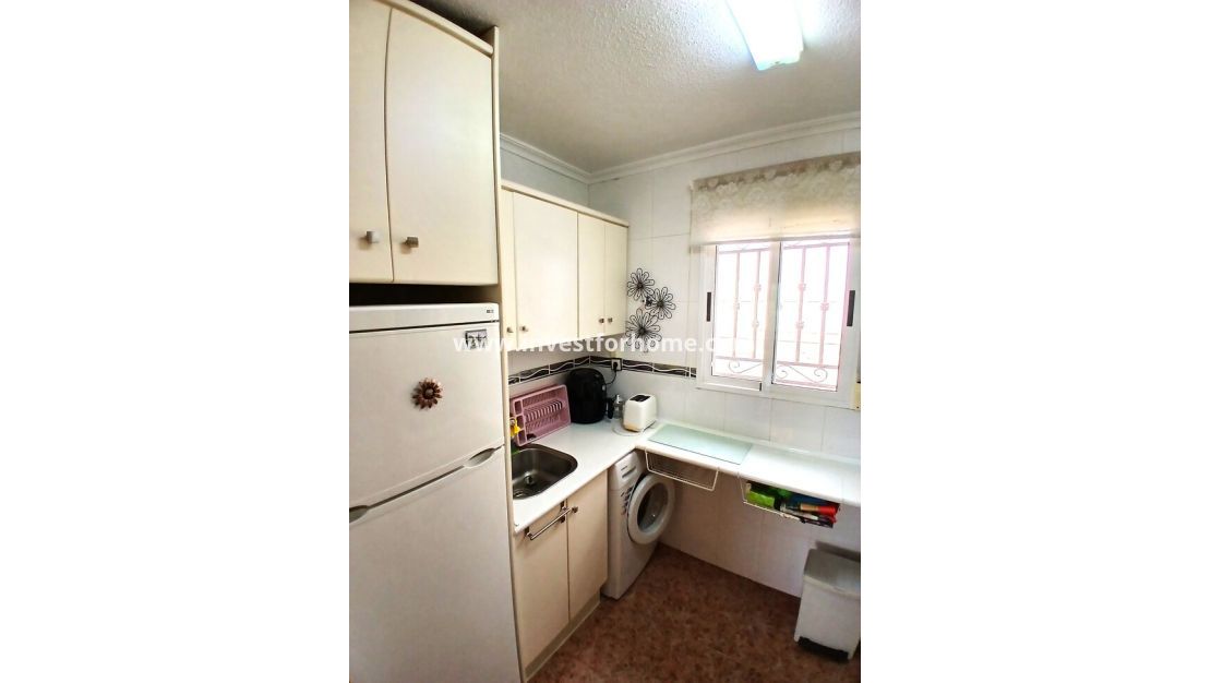 Verkoop - Appartement - Orihuela Costa - Inland