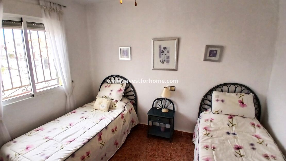 Verkoop - Appartement - Orihuela Costa - Inland