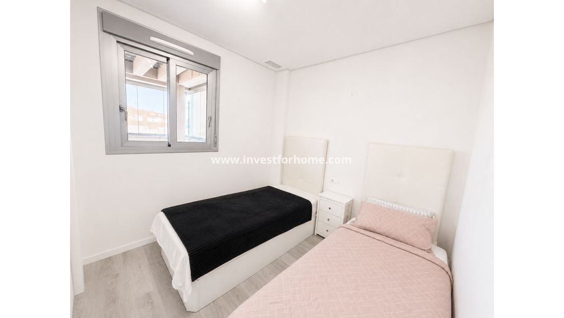 Verkoop - Appartement - Orihuela Costa - Inland