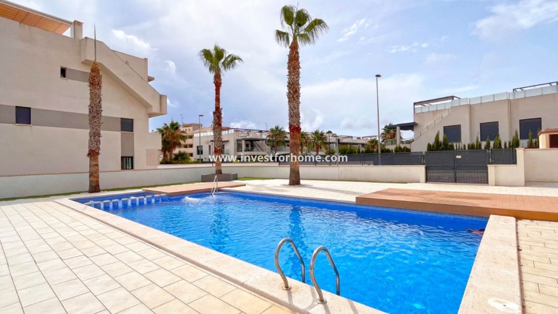 Verkoop - Appartement - Orihuela Costa - Villamartín