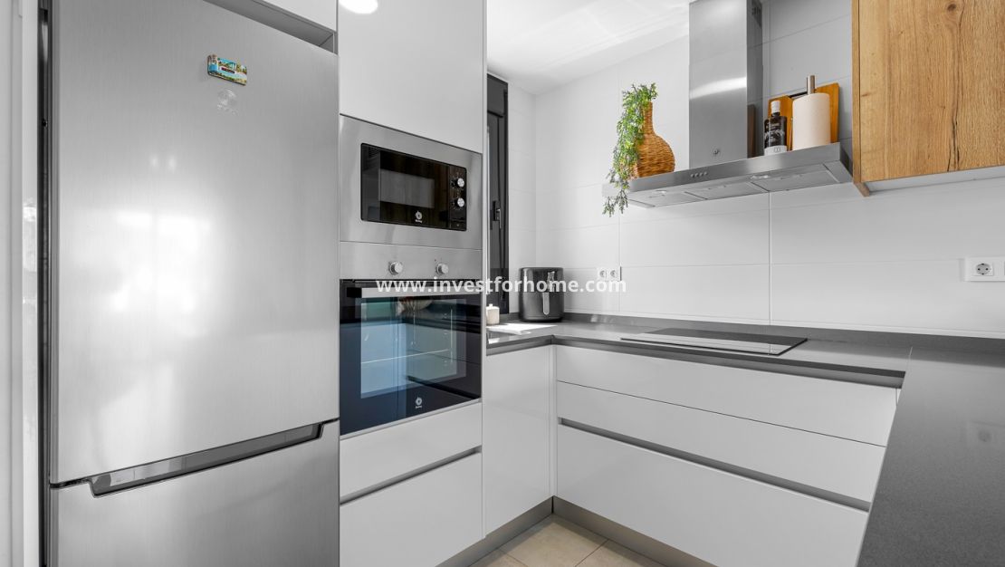 Verkoop - Appartement - Orihuela Costa - Villamartín