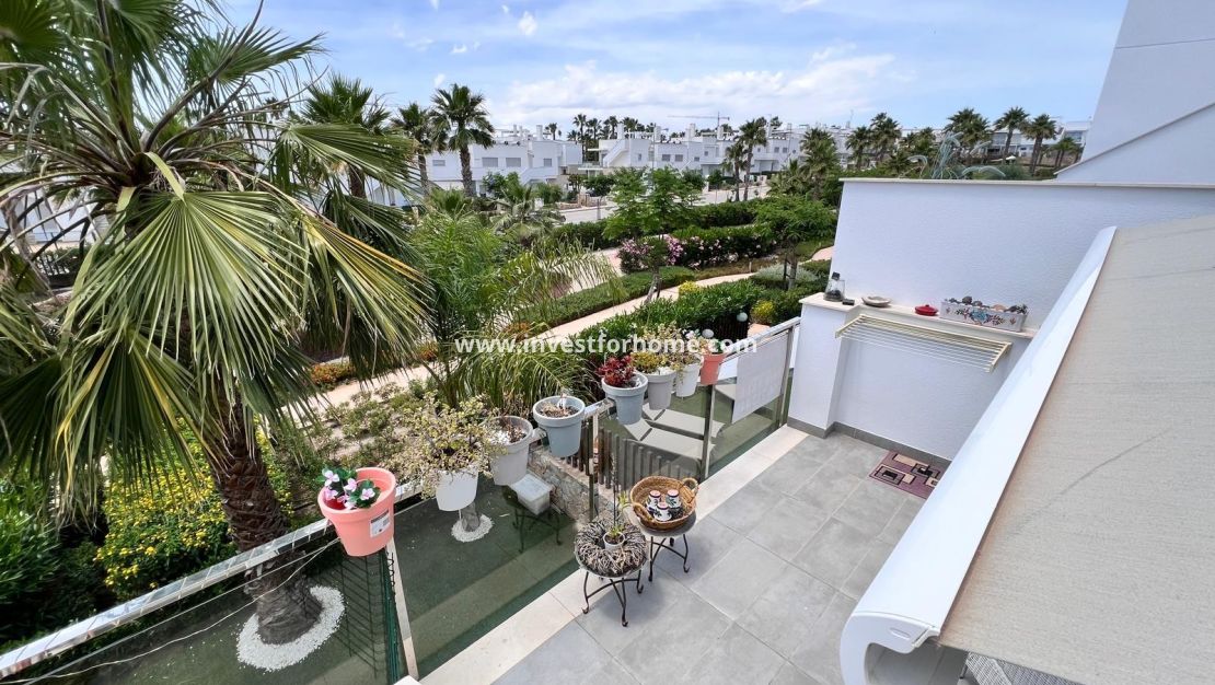 Verkoop - Appartement - Orihuela Costa - Vistabella Golf