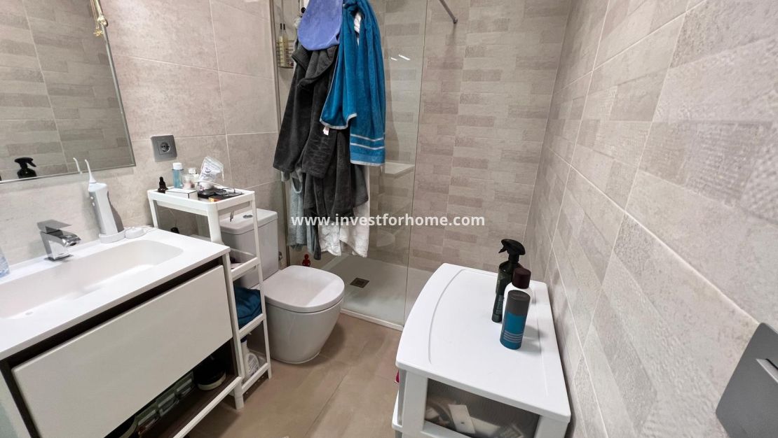 Verkoop - Appartement - Orihuela Costa - Vistabella Golf