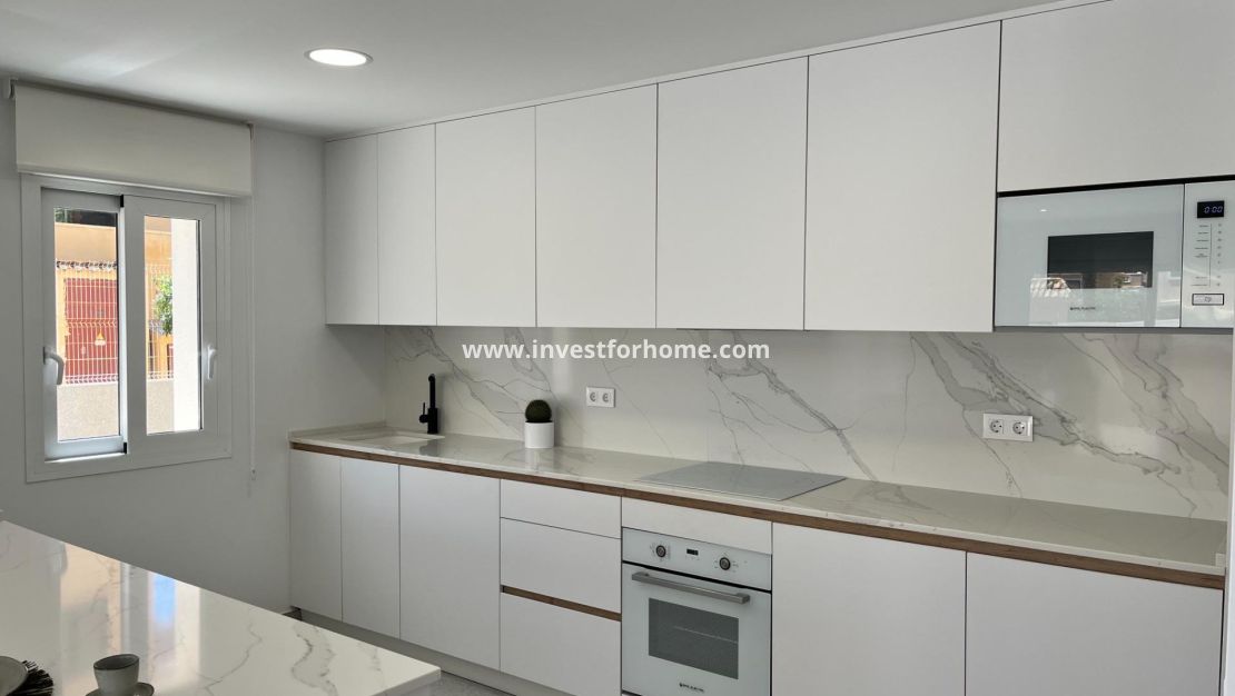 Verkoop - Appartement - Torrevieja - aguas nuevas