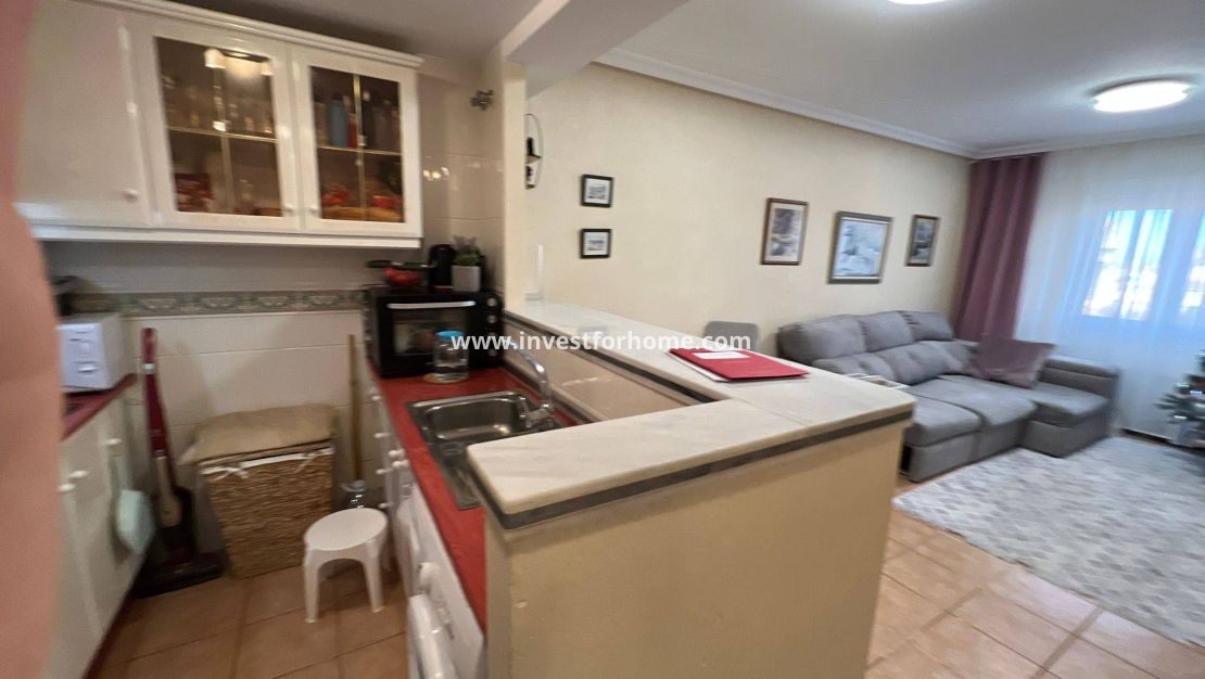 Verkoop - Appartement - Torrevieja - aguas nuevas