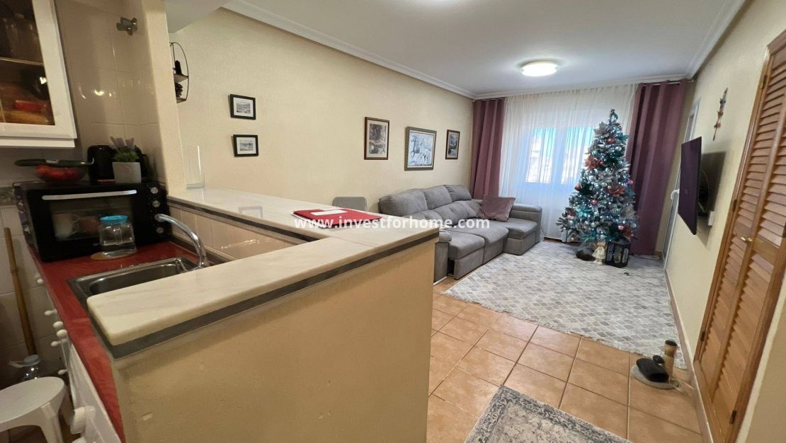 Verkoop - Appartement - Torrevieja - aguas nuevas