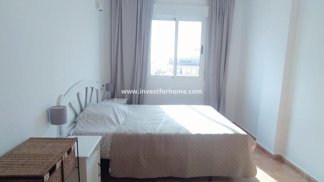 Verkoop - Appartement - Torrevieja - CASCO URBANO
