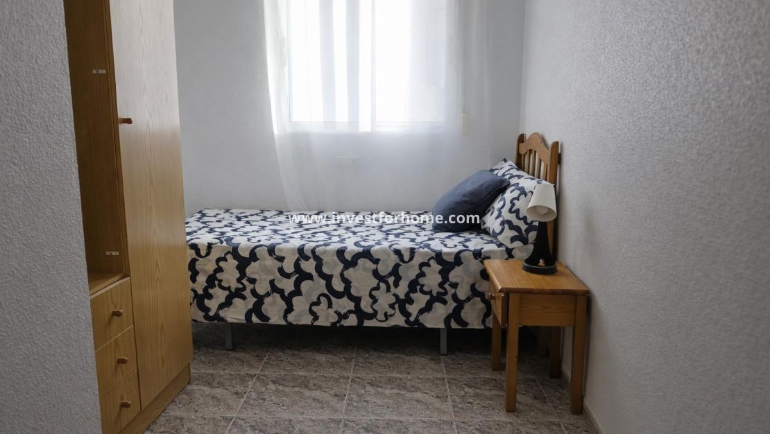 Verkoop - Appartement - Torrevieja - Centro - Muelle Pesquero