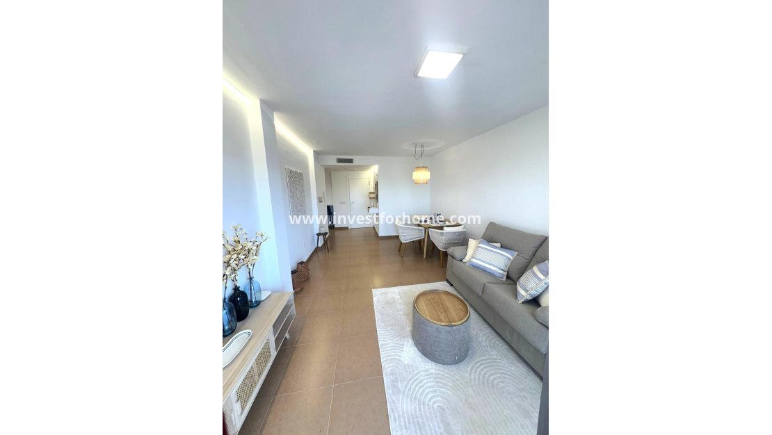Verkoop - Appartement - Torrevieja - Centro - Muelle Pesquero