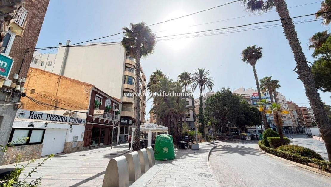 Verkoop - Appartement - Torrevieja - Centro - Muelle Pesquero