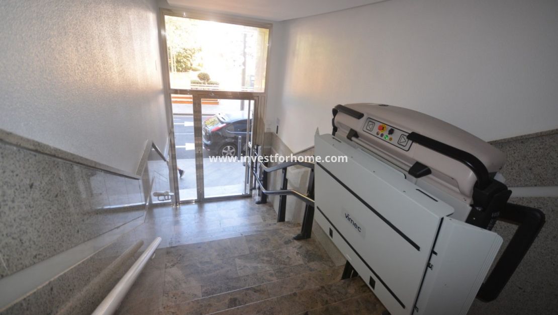 Verkoop - Appartement - Torrevieja - Centro