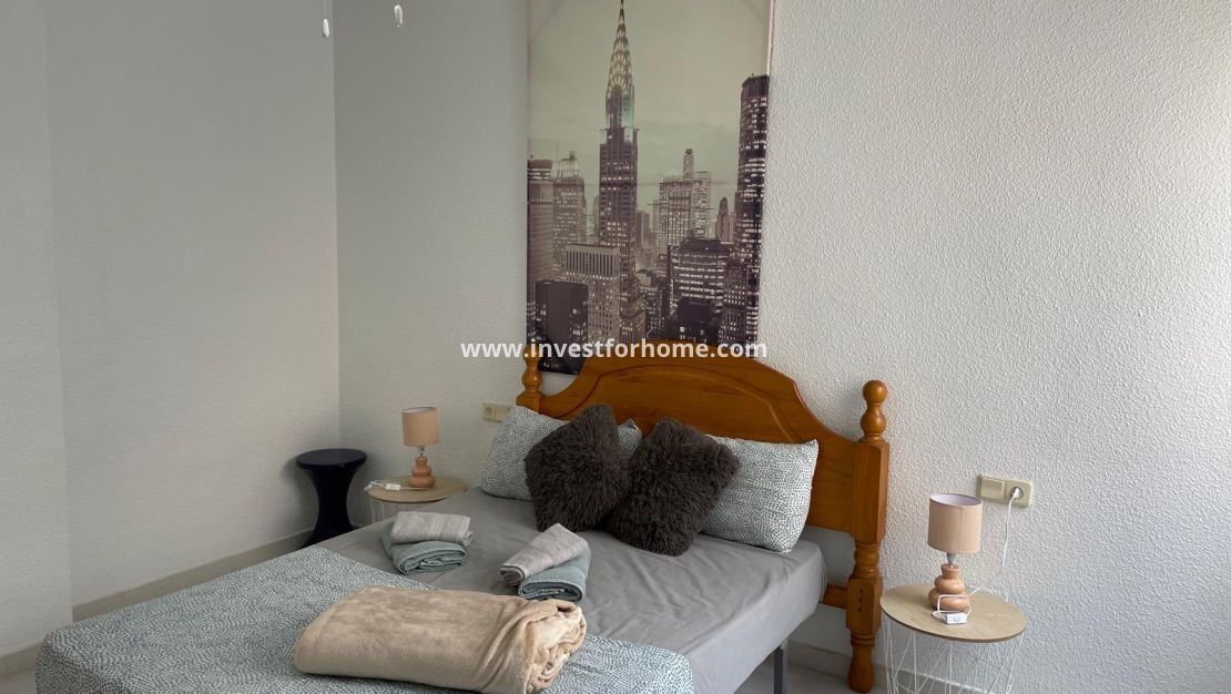 Verkoop - Appartement - Torrevieja - Centro