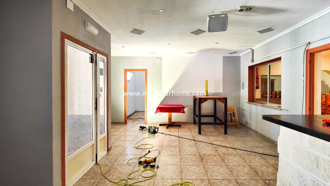 Verkoop - Appartement - Torrevieja - Centro