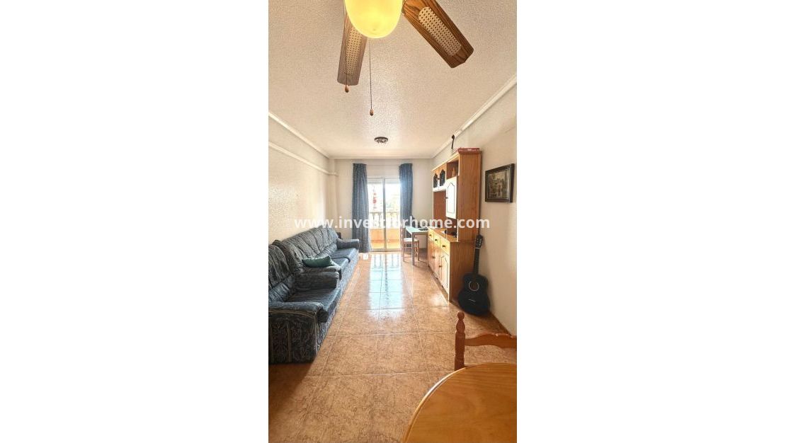 Verkoop - Appartement - Torrevieja - Centro