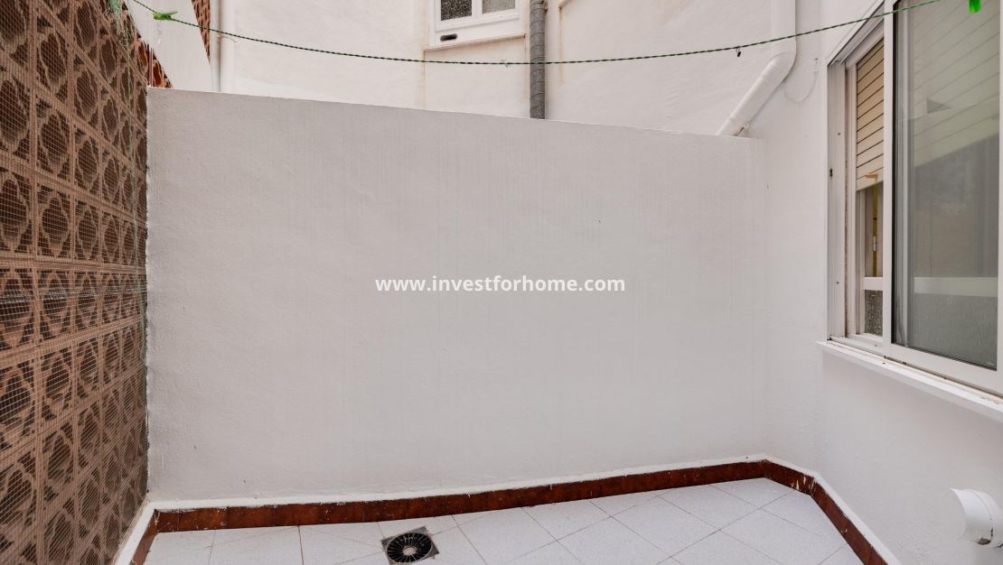 Verkoop - Appartement - Torrevieja - Centro