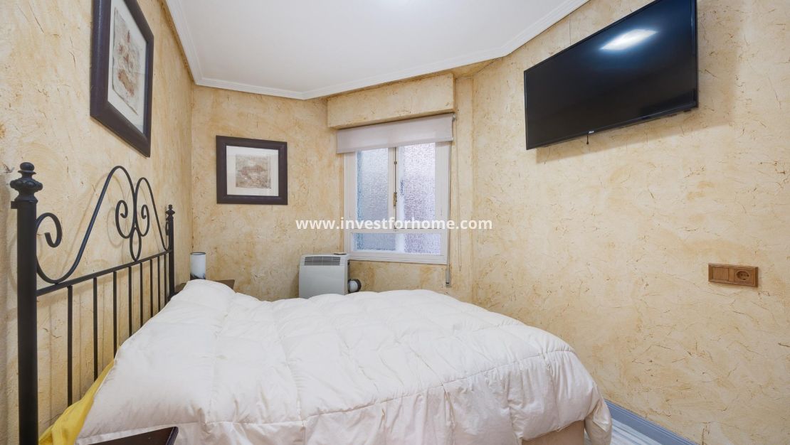 Verkoop - Appartement - Torrevieja - Centro