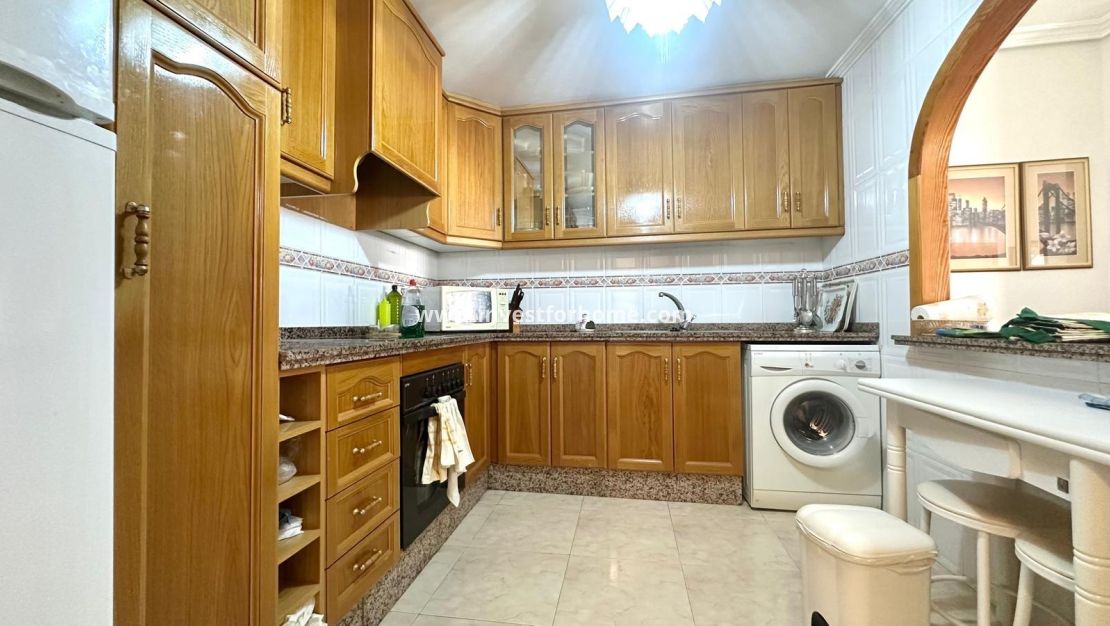 Verkoop - Appartement - Torrevieja - Centro