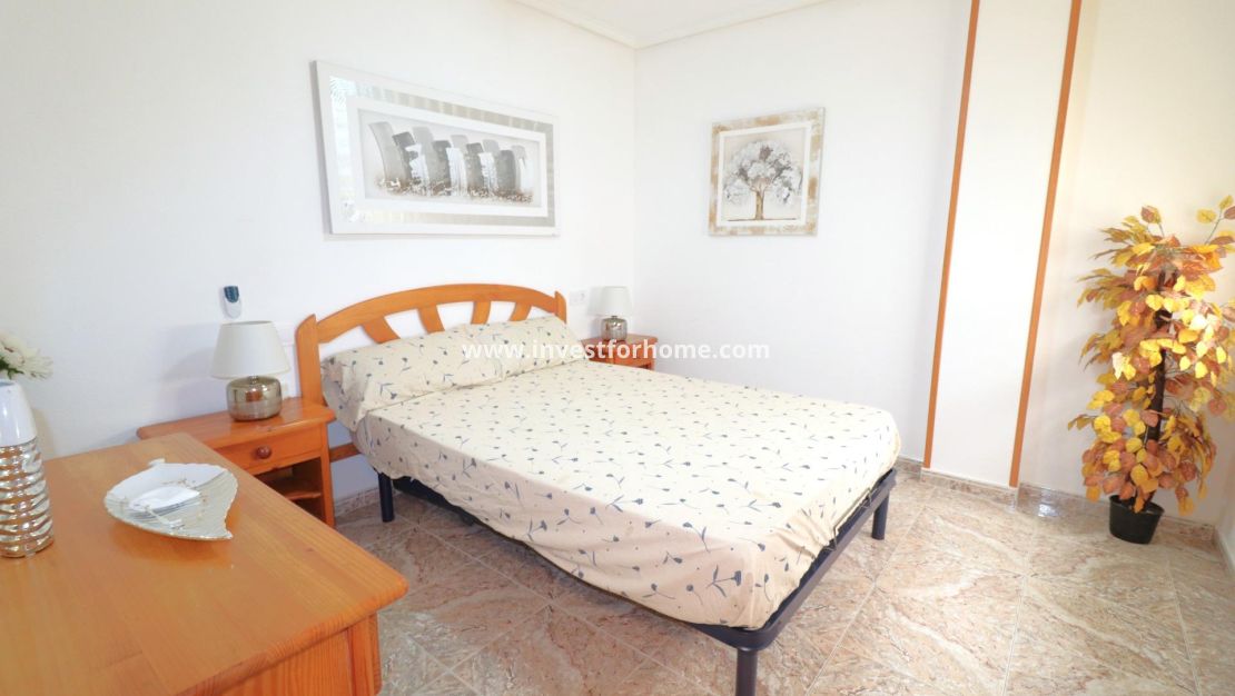 Verkoop - Appartement - Torrevieja - Centro