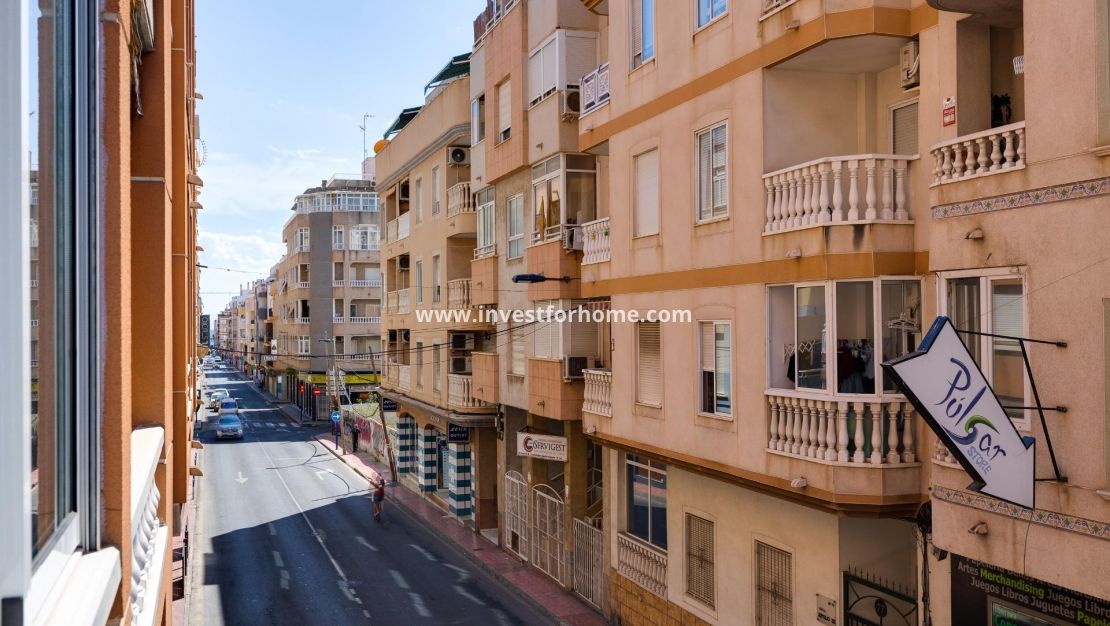 Verkoop - Appartement - Torrevieja - Centro