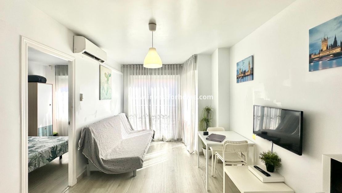 Verkoop - Appartement - Torrevieja - Centro