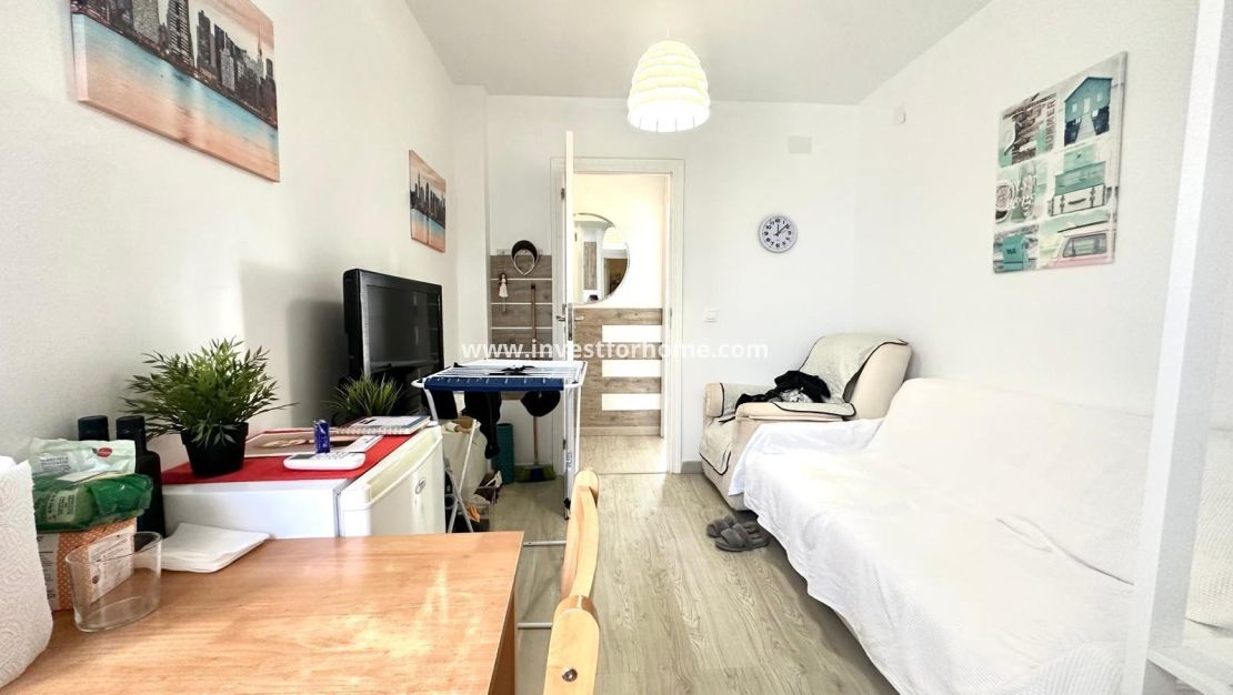 Verkoop - Appartement - Torrevieja - Centro