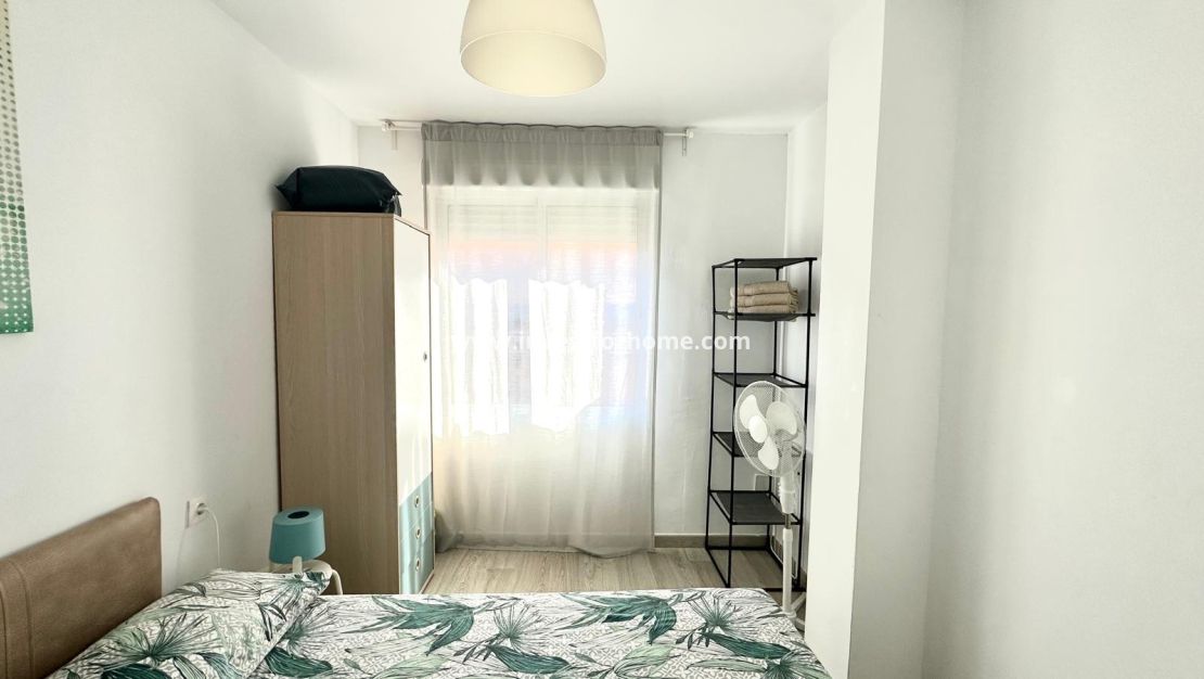 Verkoop - Appartement - Torrevieja - Centro