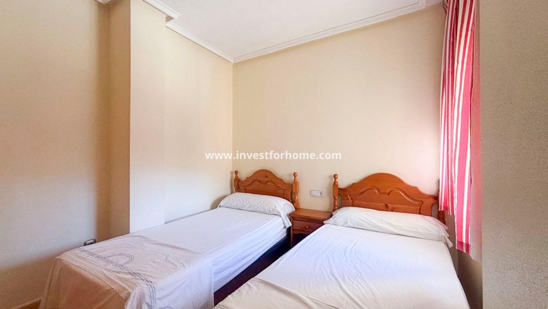 Verkoop - Appartement - Torrevieja - Centro