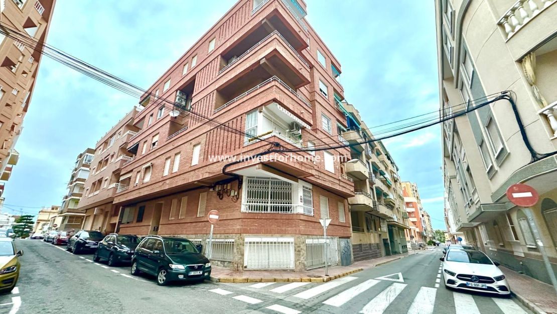 Verkoop - Appartement - Torrevieja - Centro