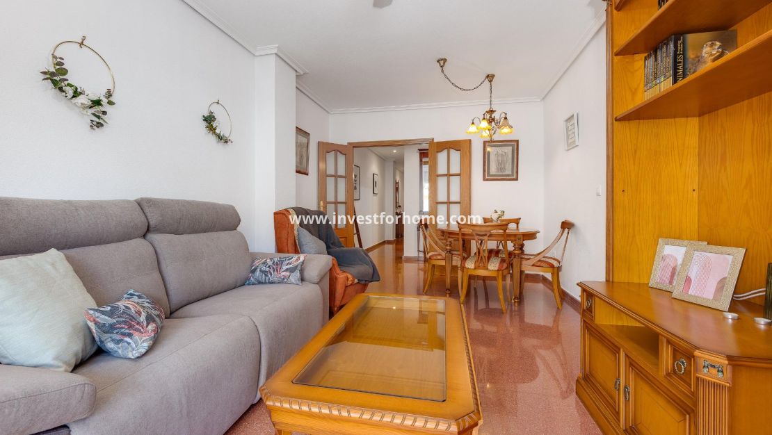 Verkoop - Appartement - Torrevieja - Centro