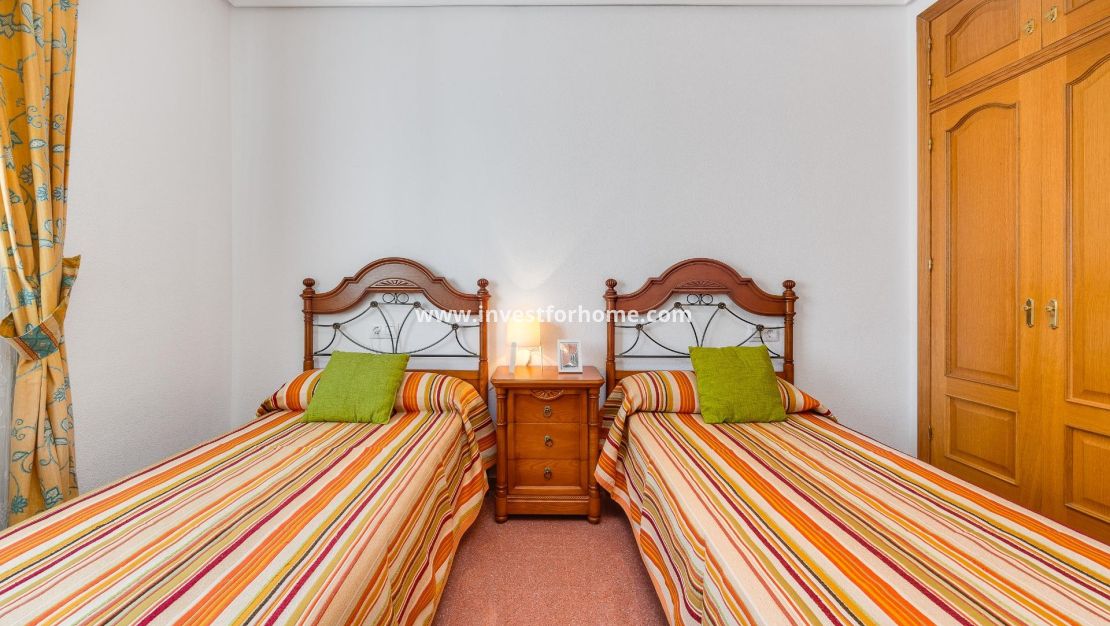 Verkoop - Appartement - Torrevieja - Centro