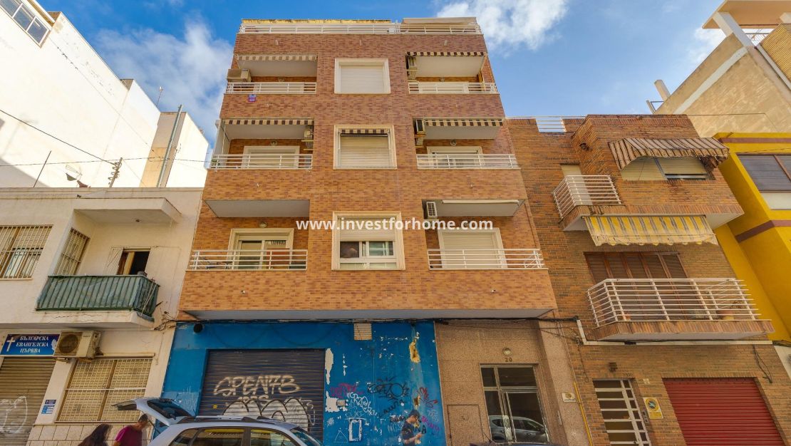 Verkoop - Appartement - Torrevieja - Centro