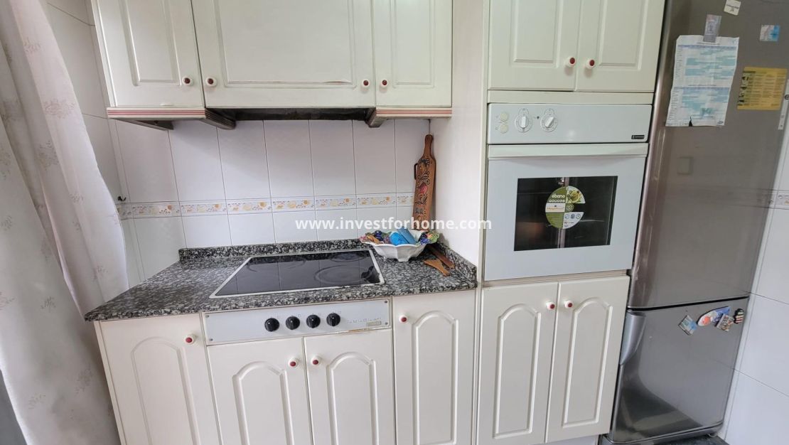 Verkoop - Appartement - Torrevieja - Centro