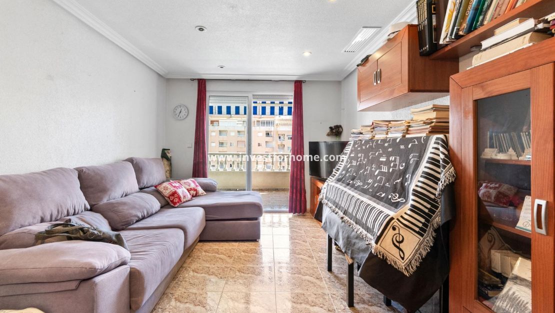 Verkoop - Appartement - Torrevieja - Centro