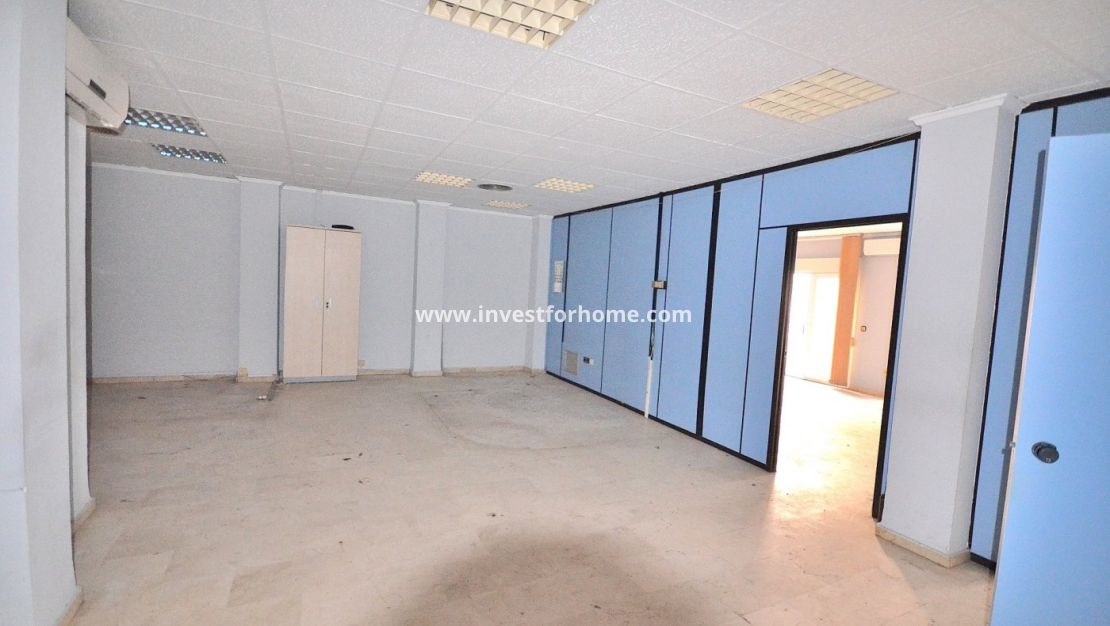 Verkoop - Appartement - Torrevieja - Centro