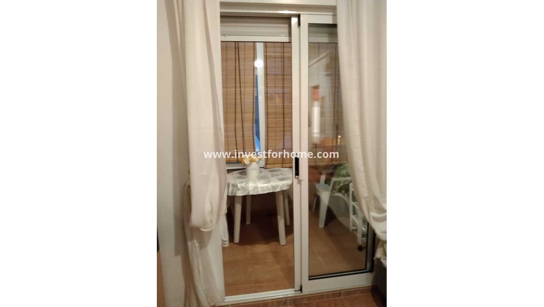 Verkoop - Appartement - Torrevieja - Centro