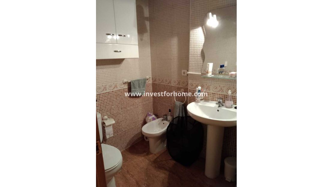 Verkoop - Appartement - Torrevieja - Centro