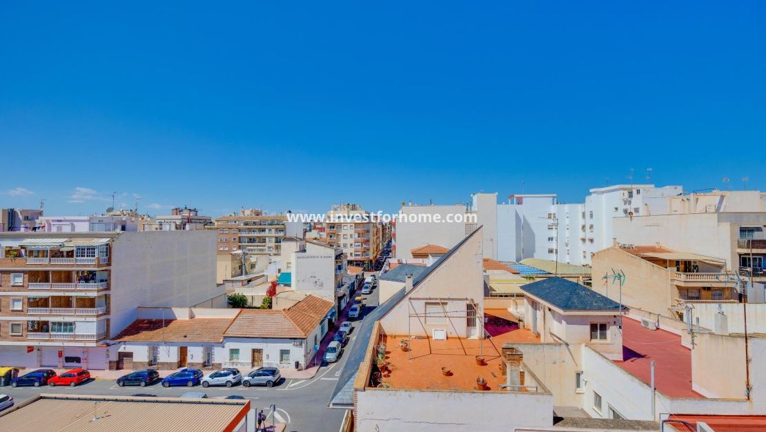 Verkoop - Appartement - Torrevieja - Centro